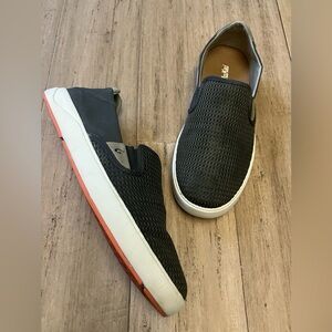 Olukai gray leather ventilated platform loafers . women size 10.5, men  9